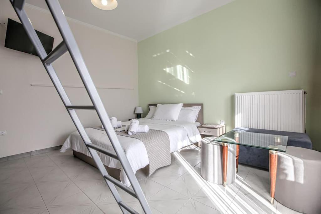Del Sol #5 Meteora Luxurious Family Suites Kalampaka Exteriör bild